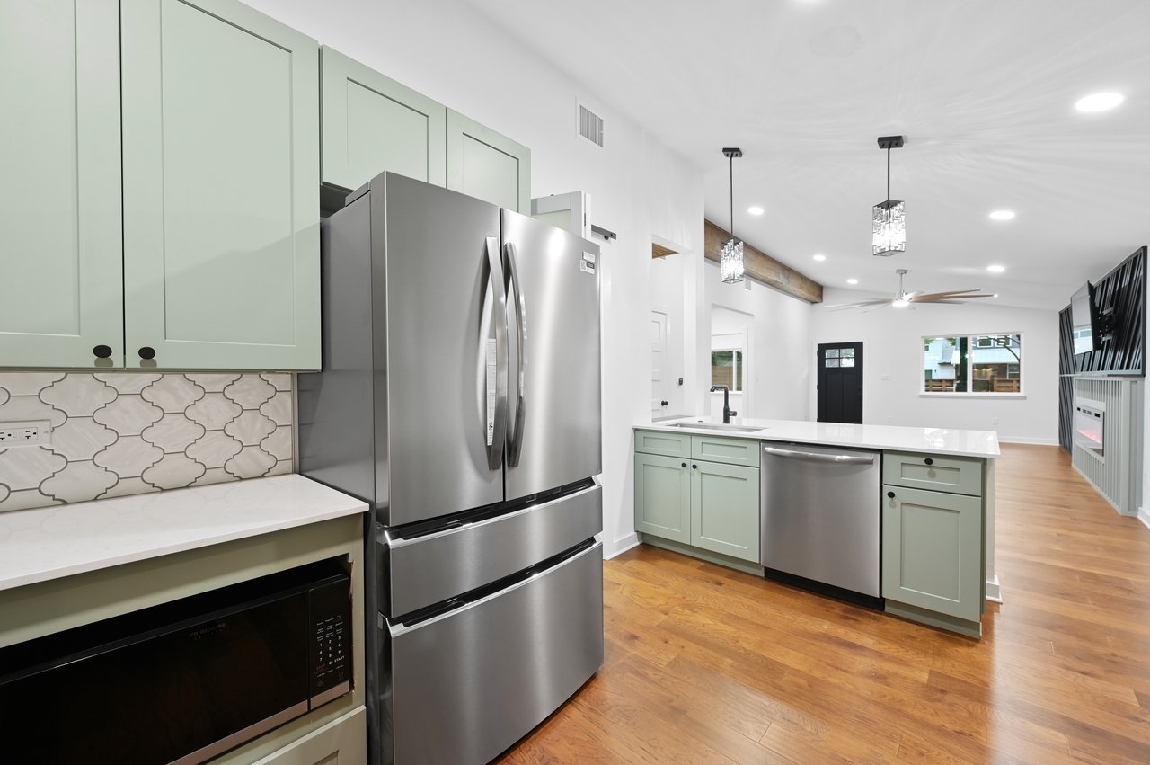 1006 Cherico St