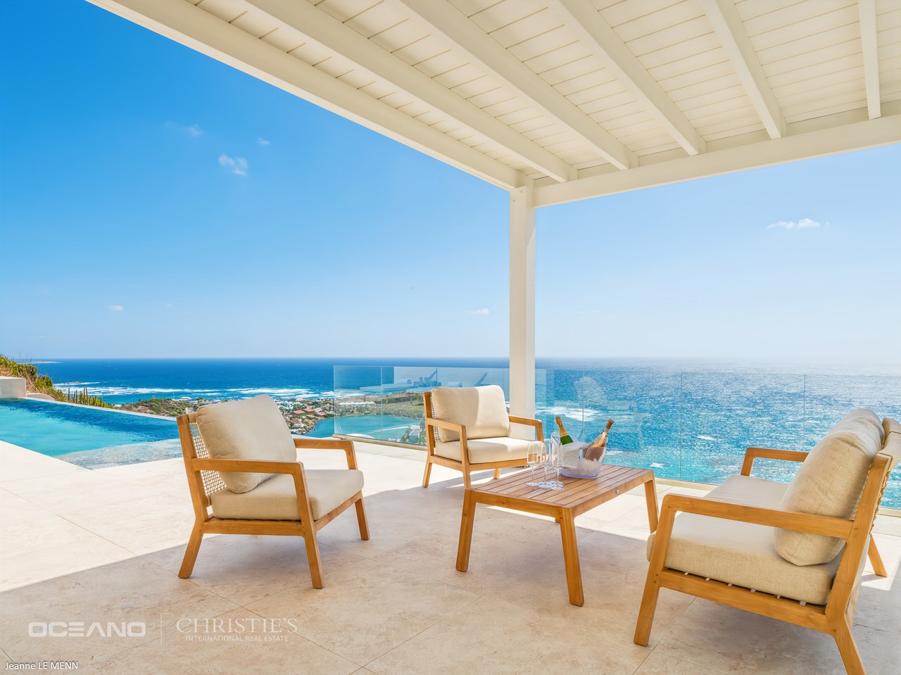 MODERN VILLA WITH SPECTACULAR VIEW -NEWLY BUILT
