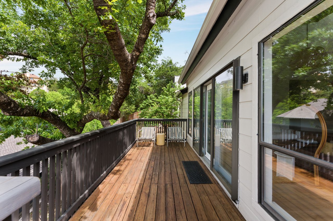 The Echo Point House