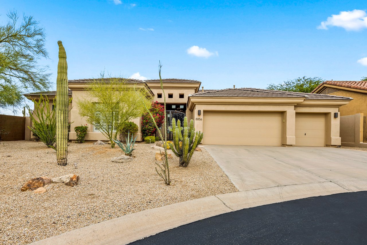 8856 E Via De Luna Drive