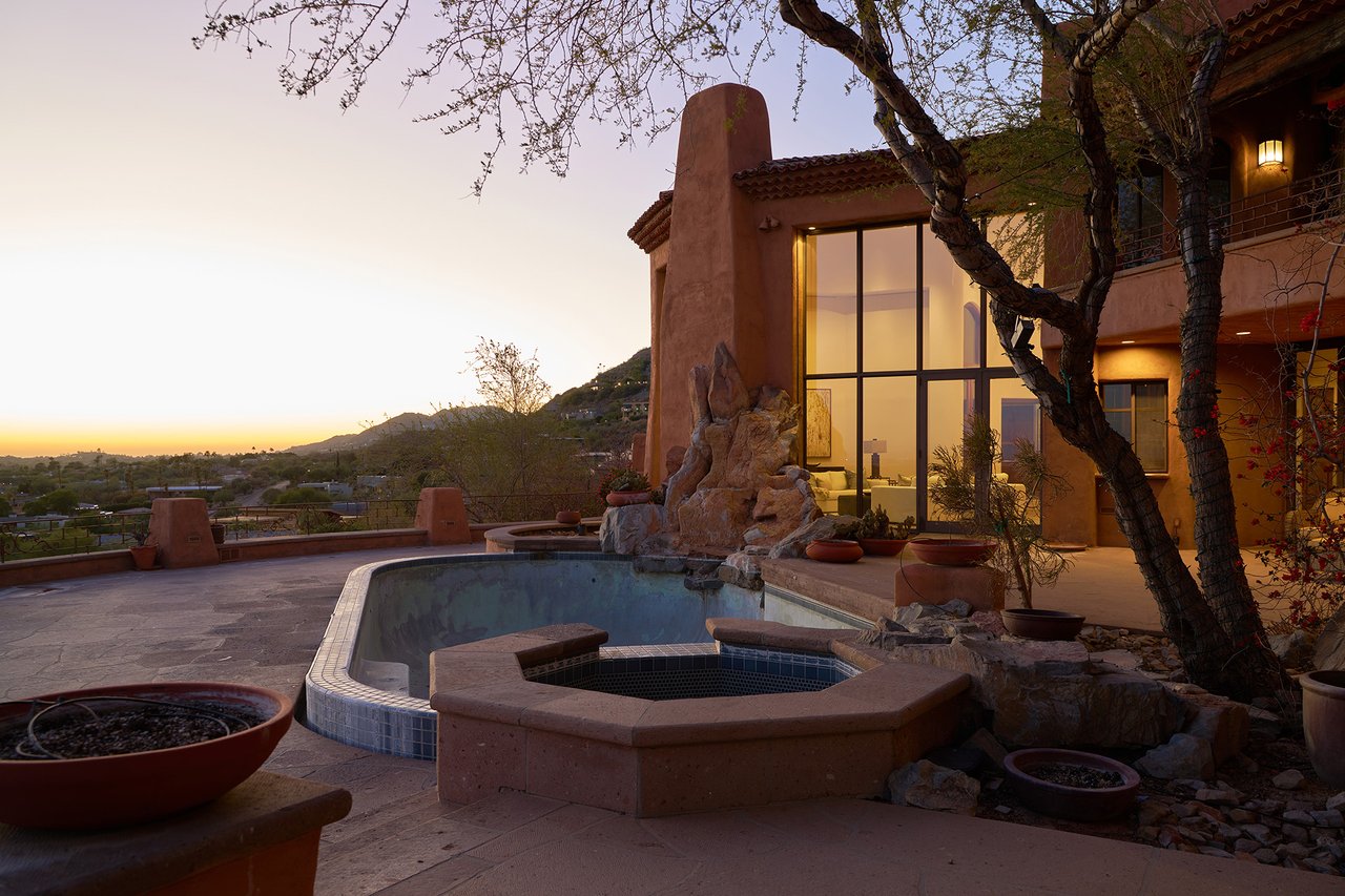 6020 E INDIAN BEND Road