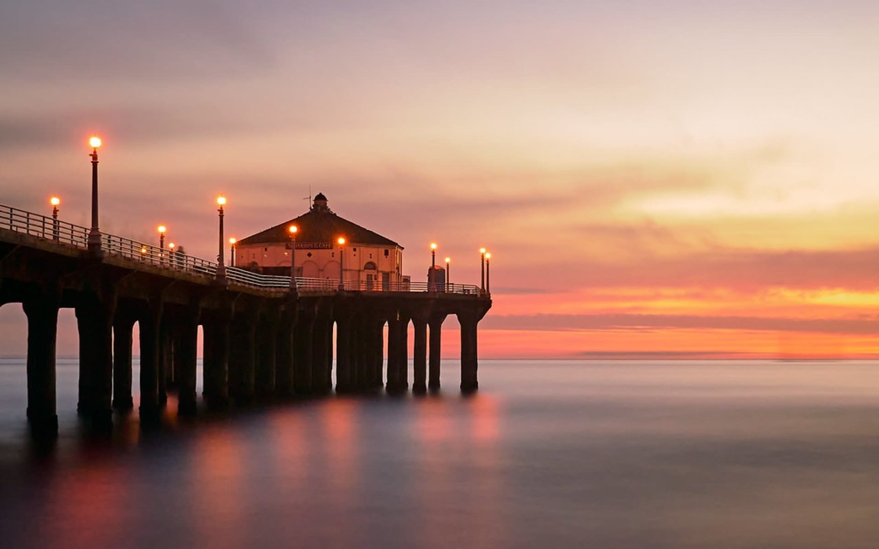 Architectural Landmarks in Manhattan Beach