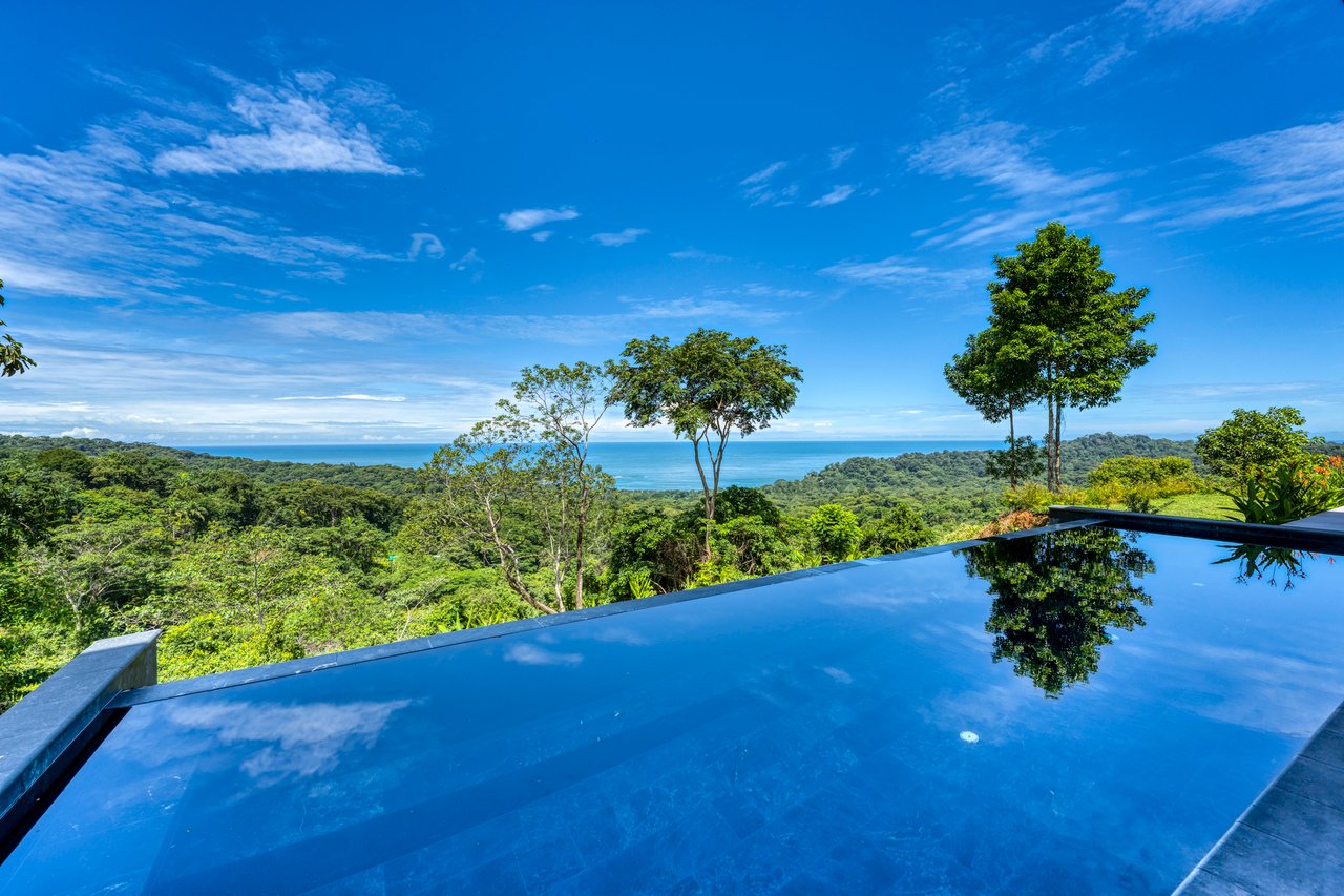 Tropical Modern Masterpiece in Southern Costa Rica