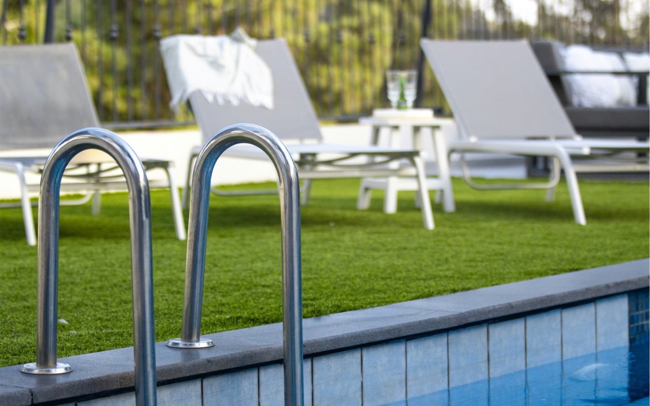 Creating the Perfect Outdoor Living Space for Entertaining