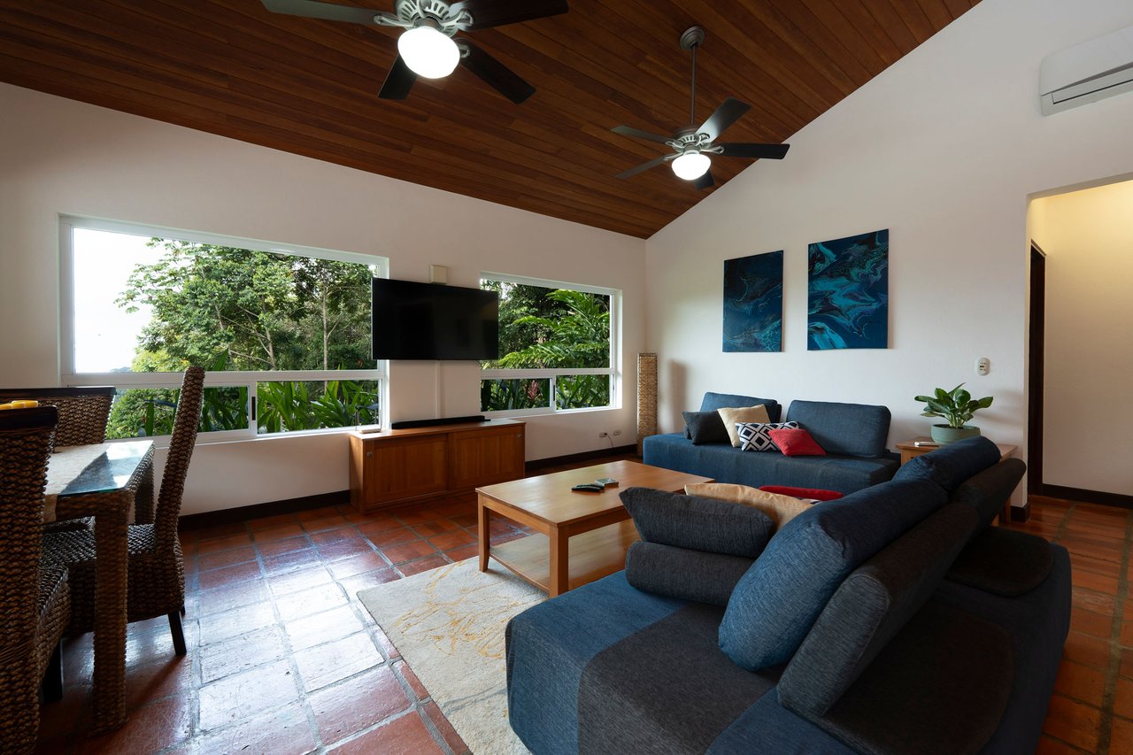 CASA TRANQUILA IN LAGUNAS – HOME, GUEST SUITE, SALON, AND GARAGE WITH WORKSHOP