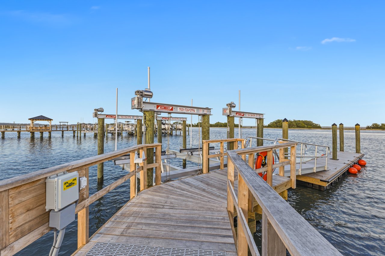 200 & 201 Oyster Bay Lane Lots