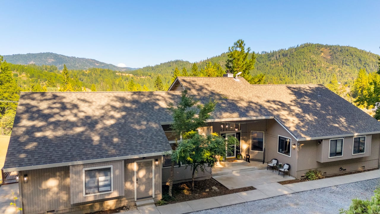 For Sale Eastern Views on 5 Acres $665,000