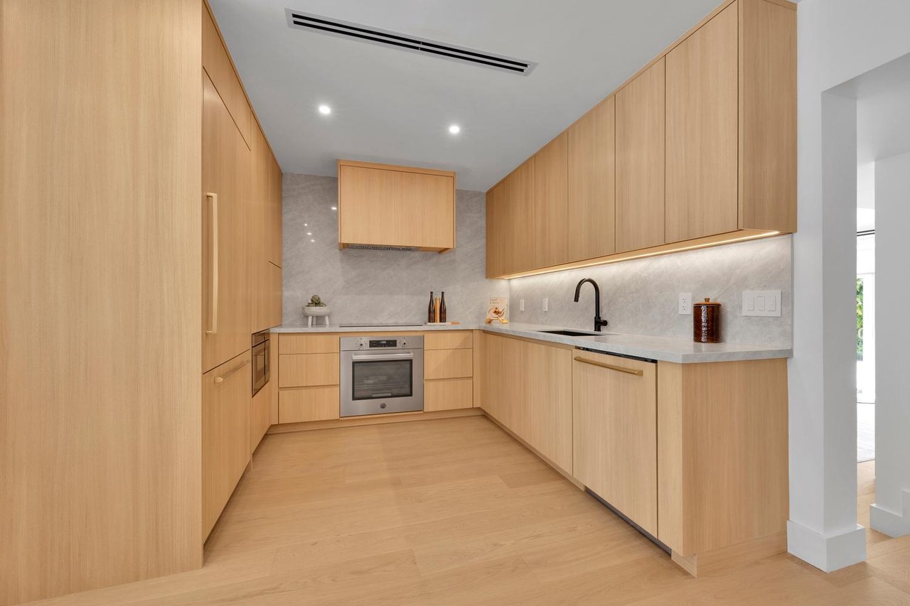 Just Listed: Elevated Design & Effortless Living at 2635 SW 64th Ave