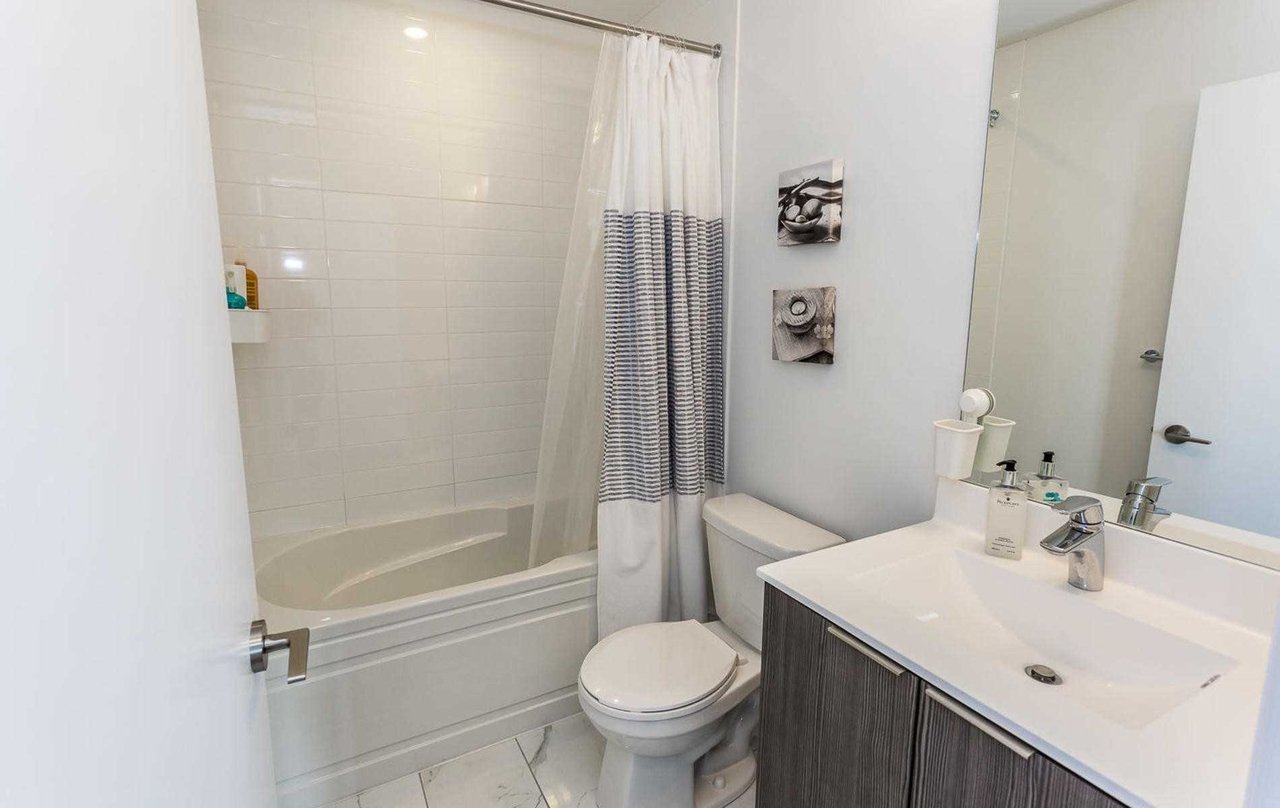 20 Shore Breeze Dr Unit: 1707