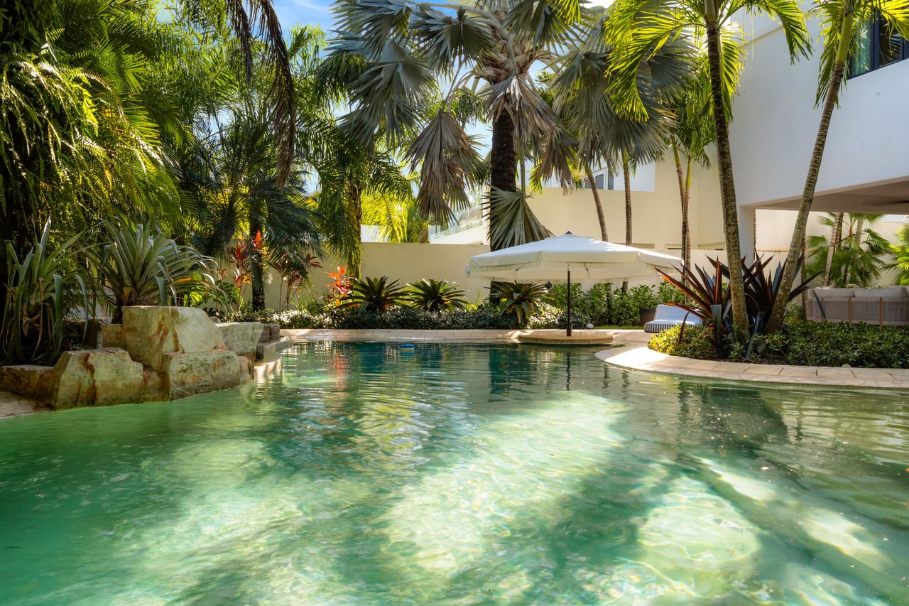 285 Dorado Beach East