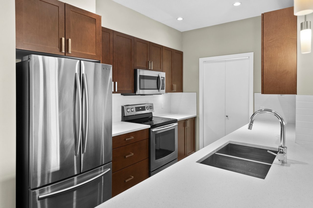 22 Auburn Bay Link SE Unit: 306