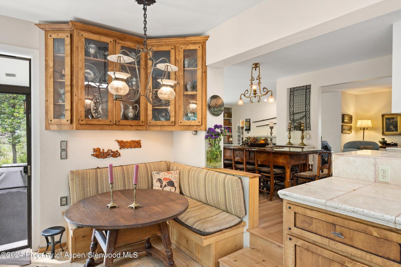 254 Twining Flats Rd