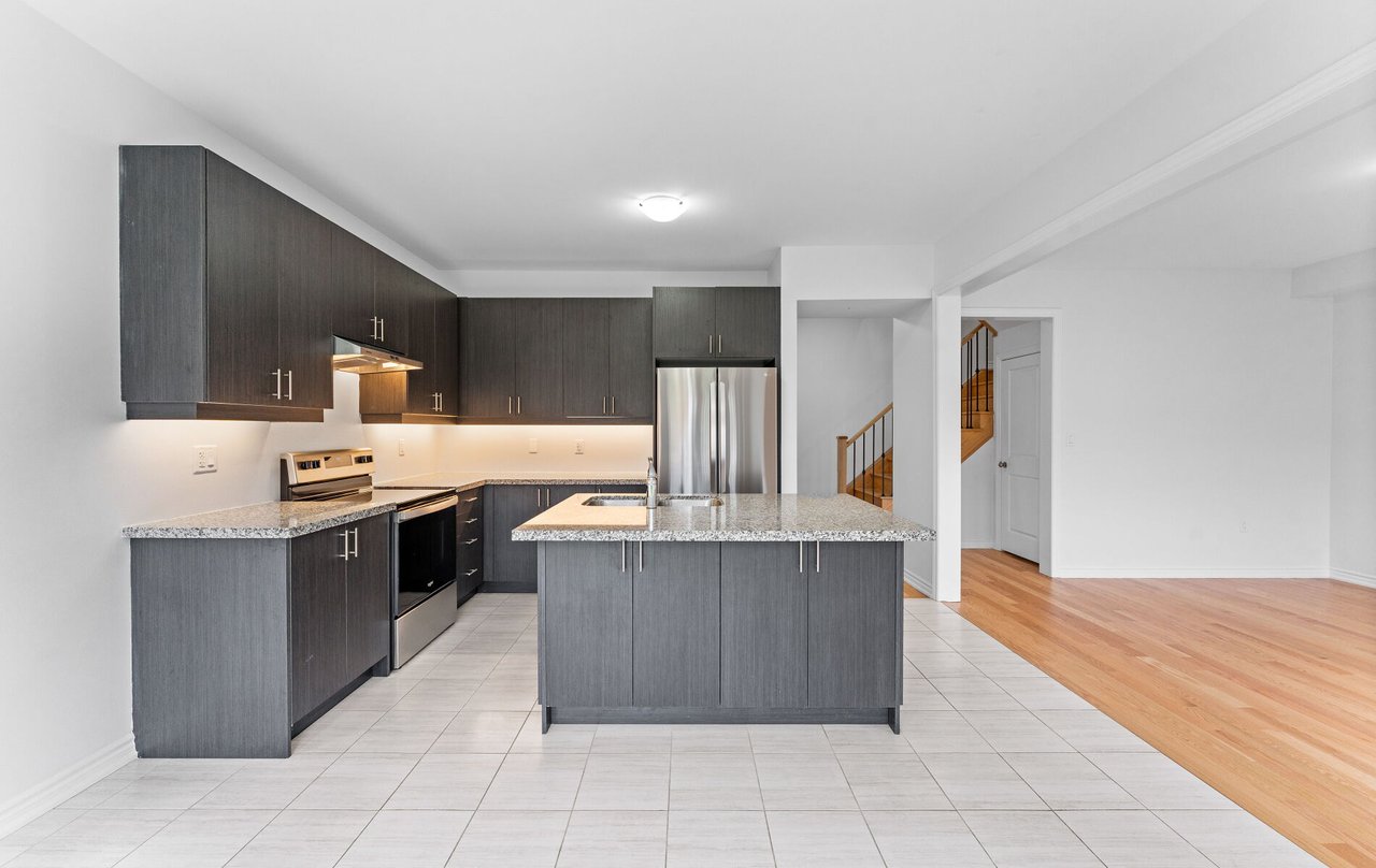 1206 Corby Way