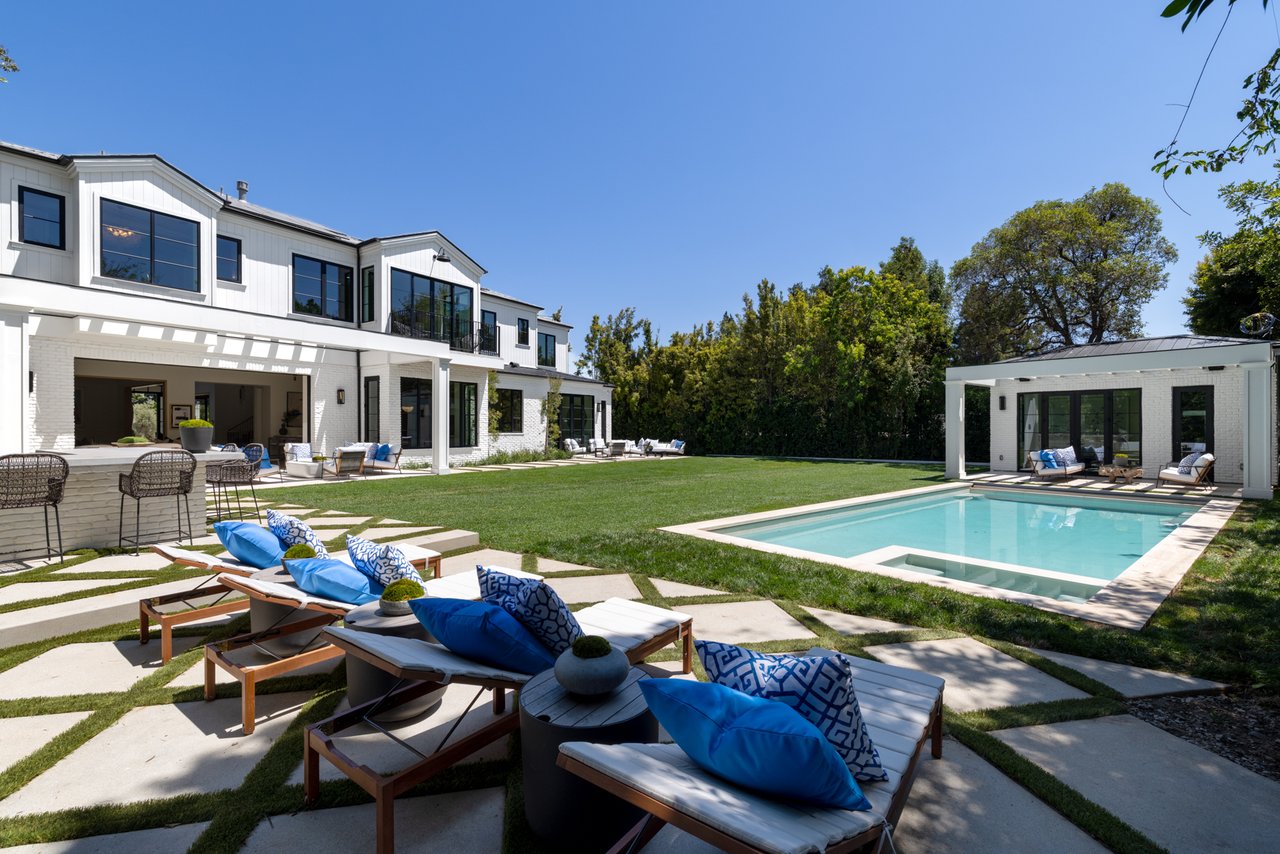 415 N Cliffwood Ave, Brentwood