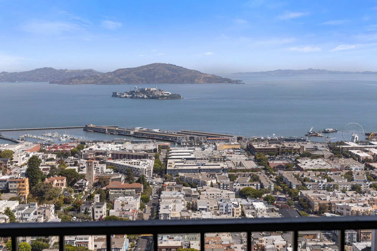 Updated Russian Hill View Residence