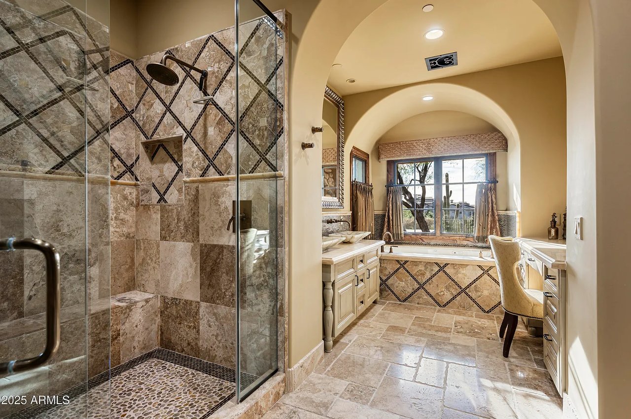 11068 E CANYON CROSS Way