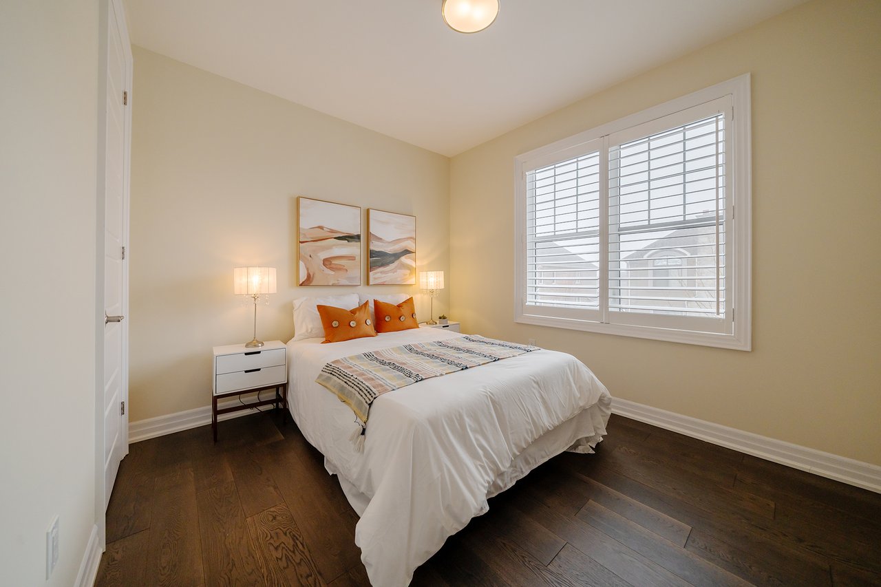 3209 Daisy Way, Oakville, ON L6M 1L4