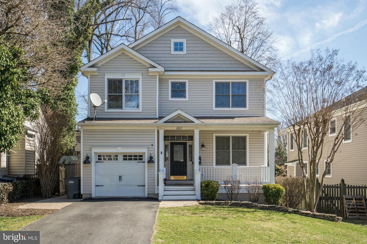 2837 Monroe St, Falls Church, VA 22042