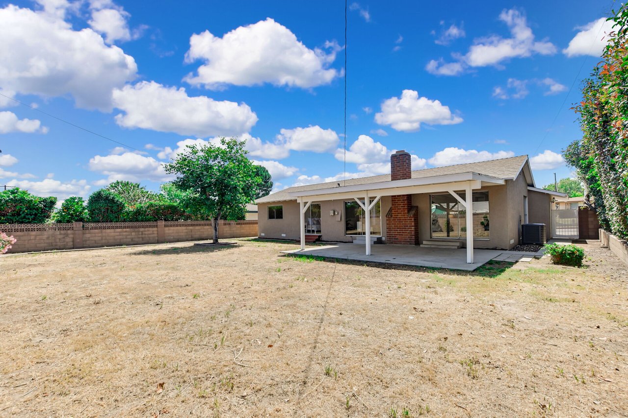 1146 N Soldano Road