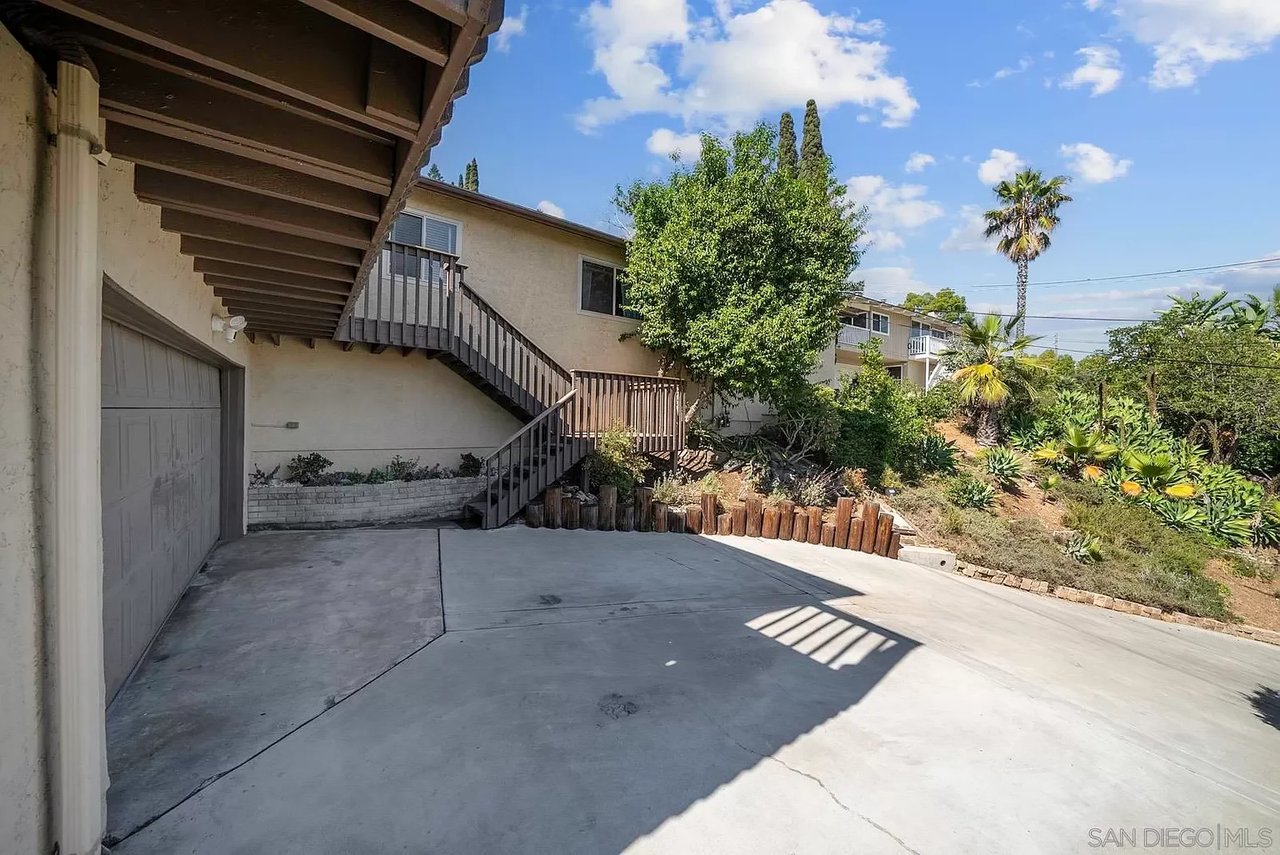 3410 Saddle Drive