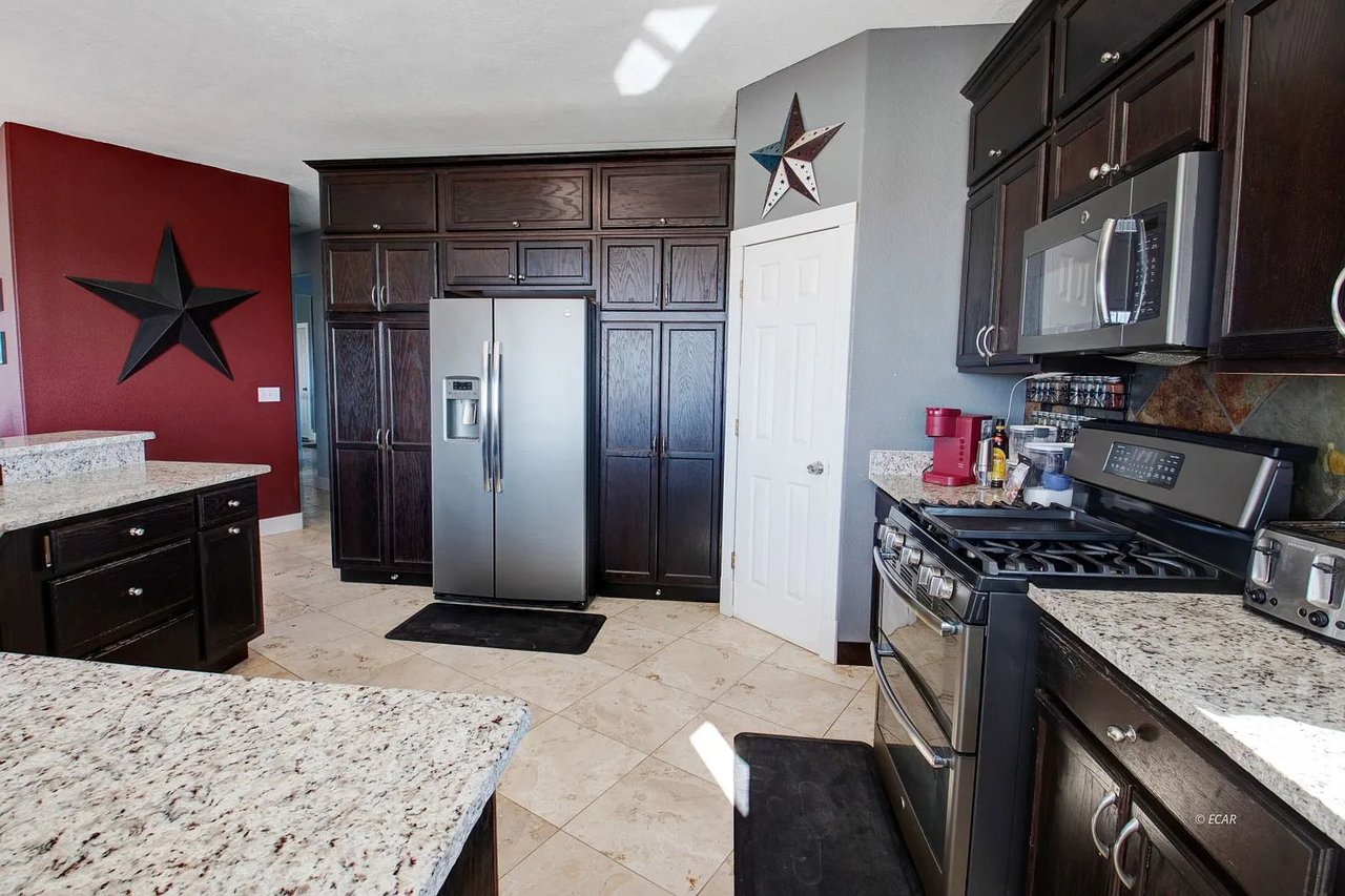 463 Diamondback Dr