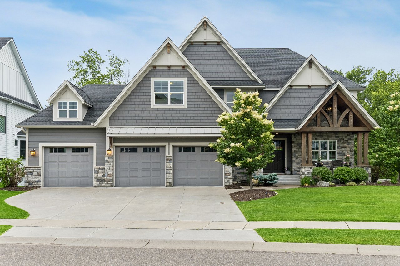 Luxury outdoor living in Wayzata MN
