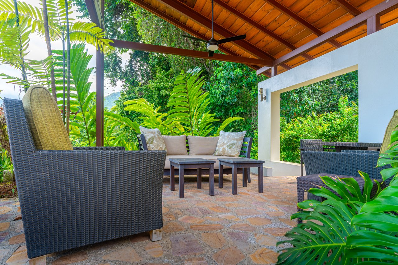 Casa de Orquideas - Mountains, Ocean and Jungle with Privacy In Gated Community, Ojochal