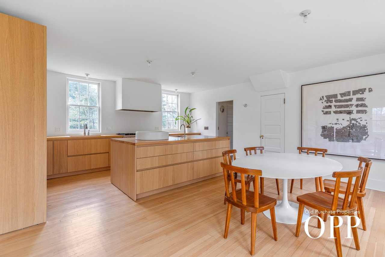 A CURATED HOME WITH DESIGNER PEDIGREE