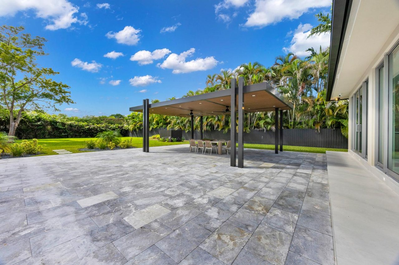 JUST LISTED: Modern Luxury Estate at 11240 SW 95th Street
