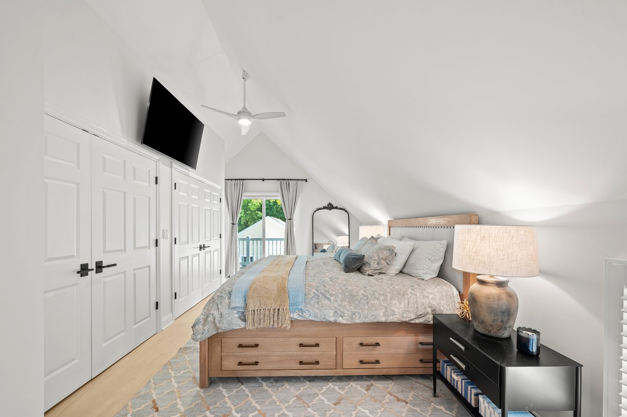 909 Lions Park Drive