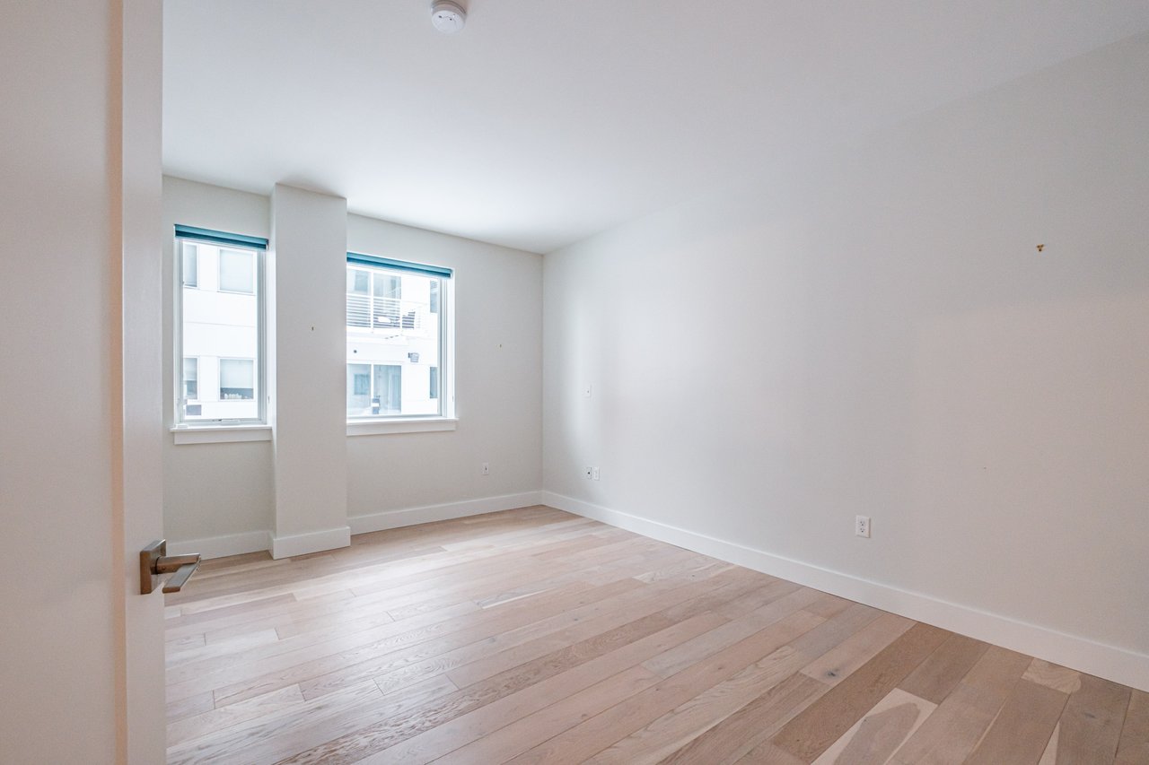 383 Commercial St #303