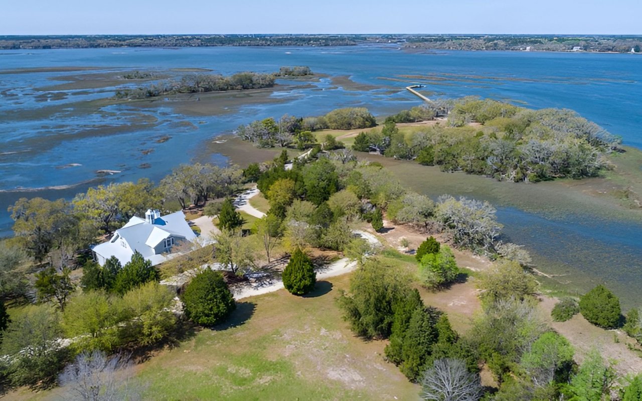 A Featured Listing – 1260 Martins Point Road