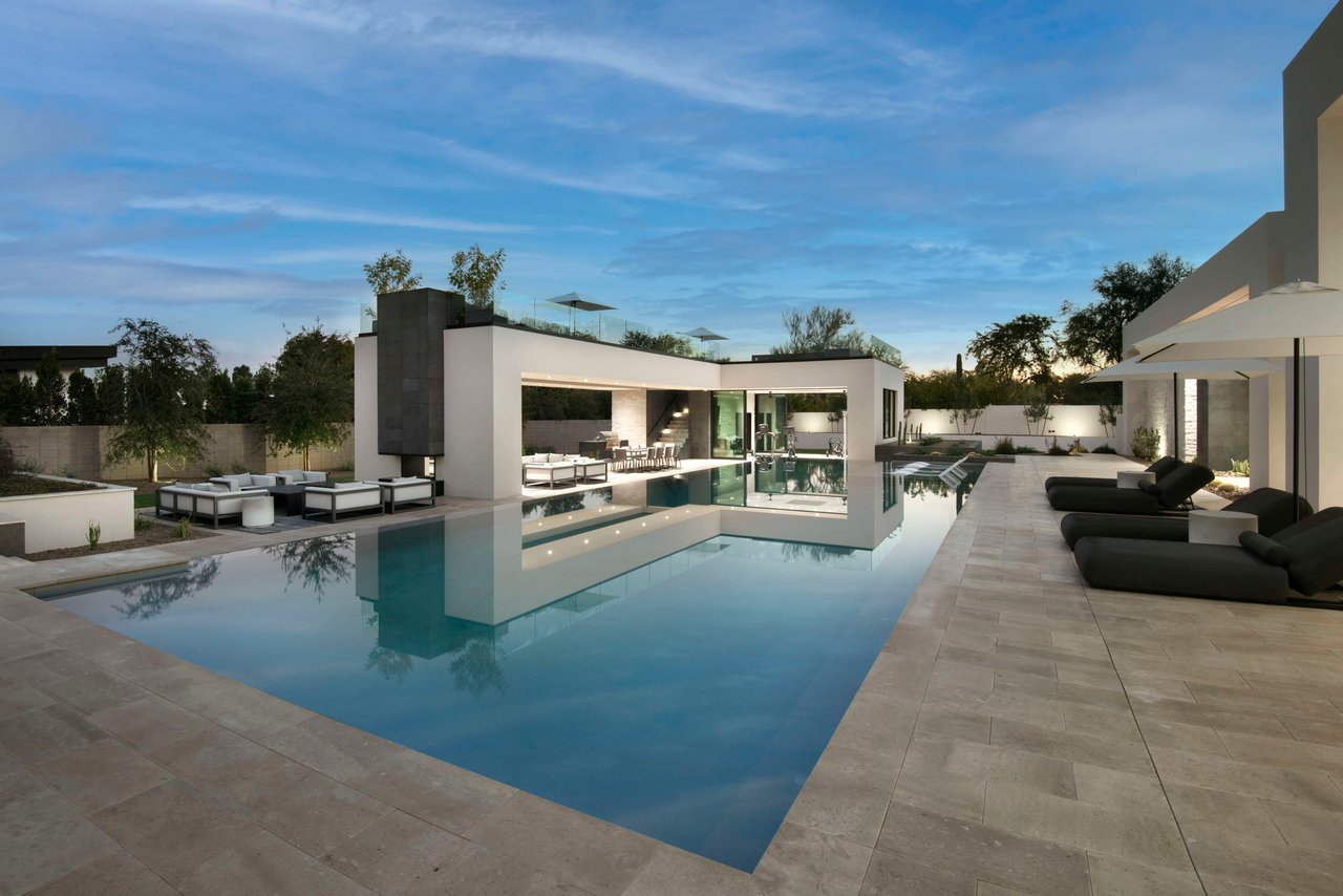 Modern Luxury home in Paradise Valley, Arizona