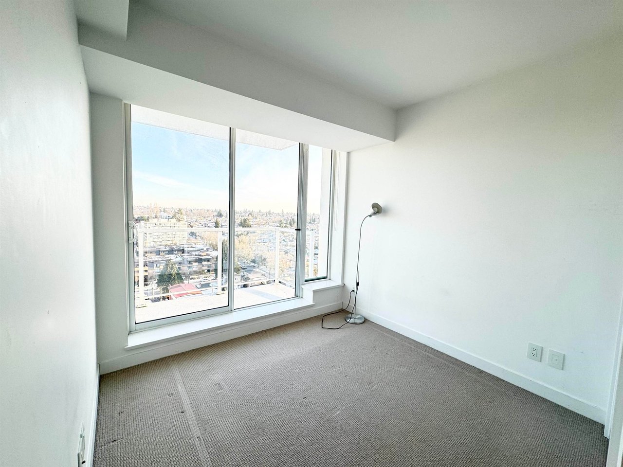 1607-2220 Kingsway, Vancouver