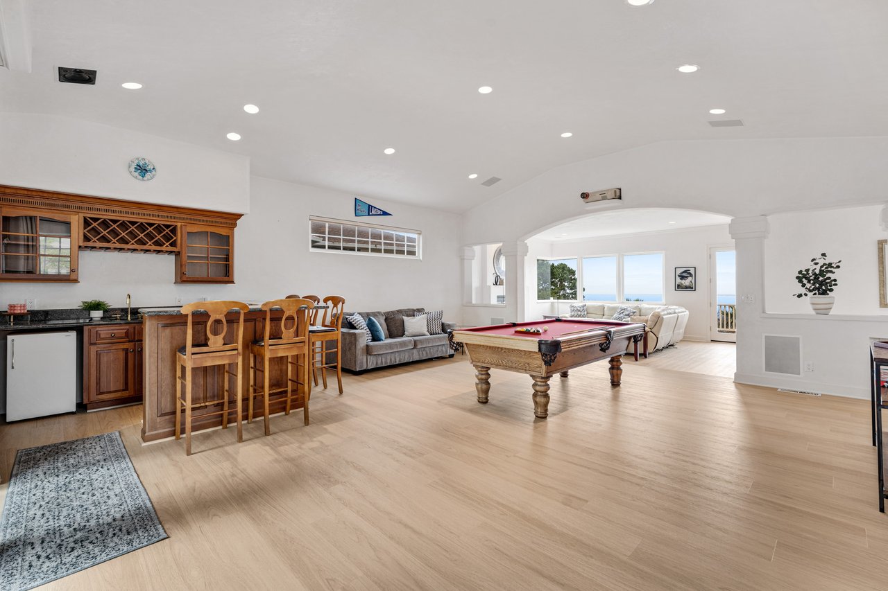1 Overlook Pl, Monterey