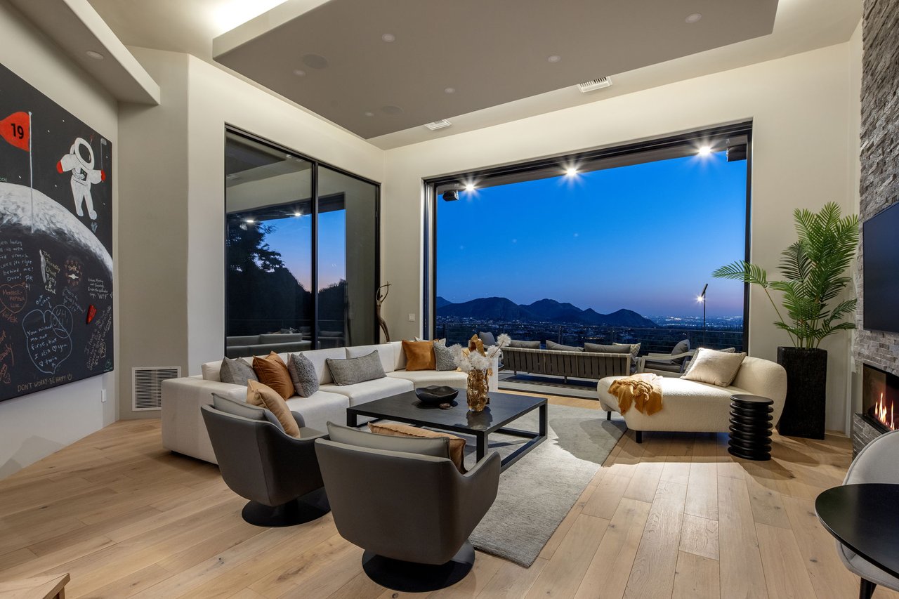 10040 E Happy Valley Road, 1039, Scottsdale Unit: 1039