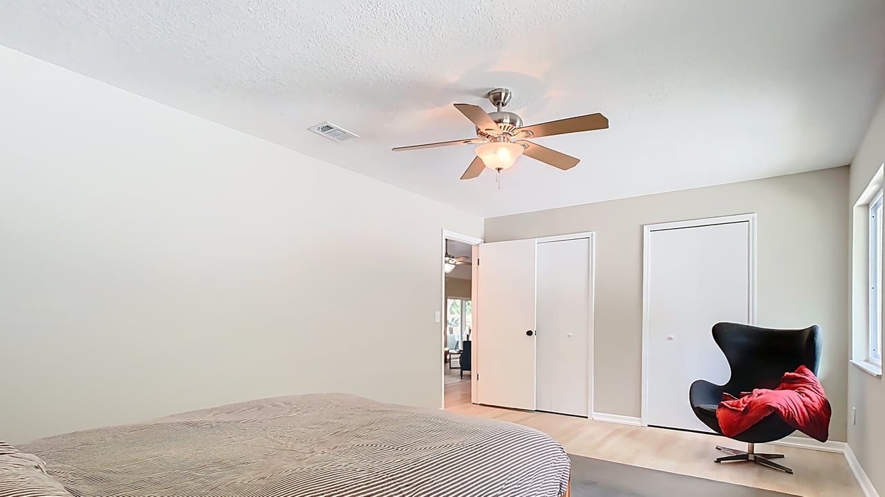 Spacious Open Concept Home in Winter Springs