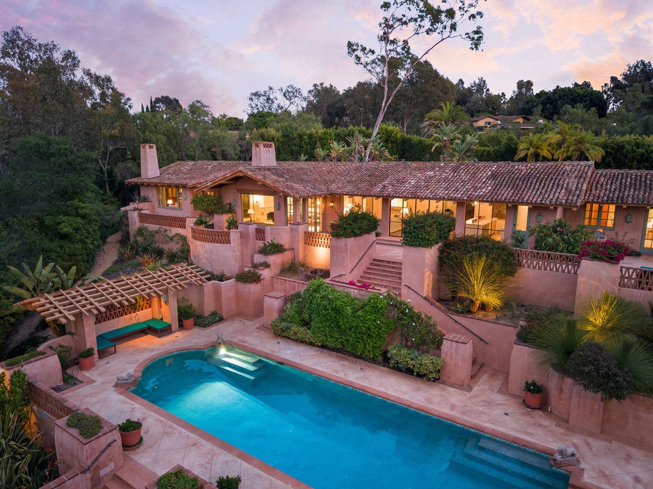 Five-Star Resort Living