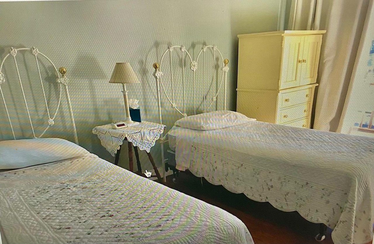 #312 a Classic Bay Header Home Just Three Homes From Ocean