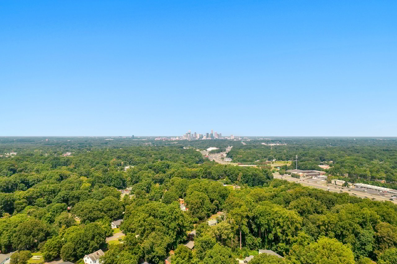  Explore Charlotte