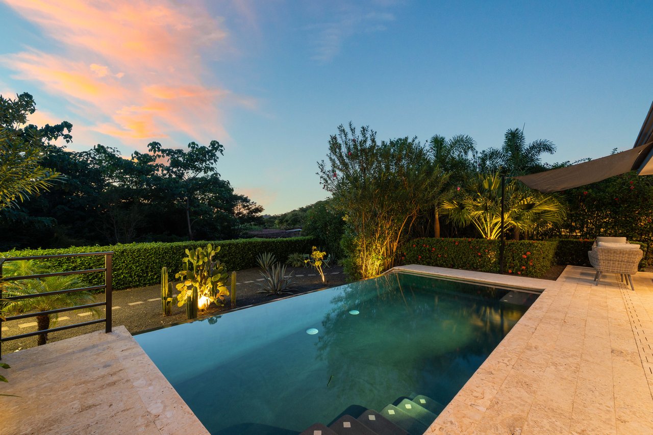 The Haven | Spacious Home + Private Casita in Gated Mar Vista Community