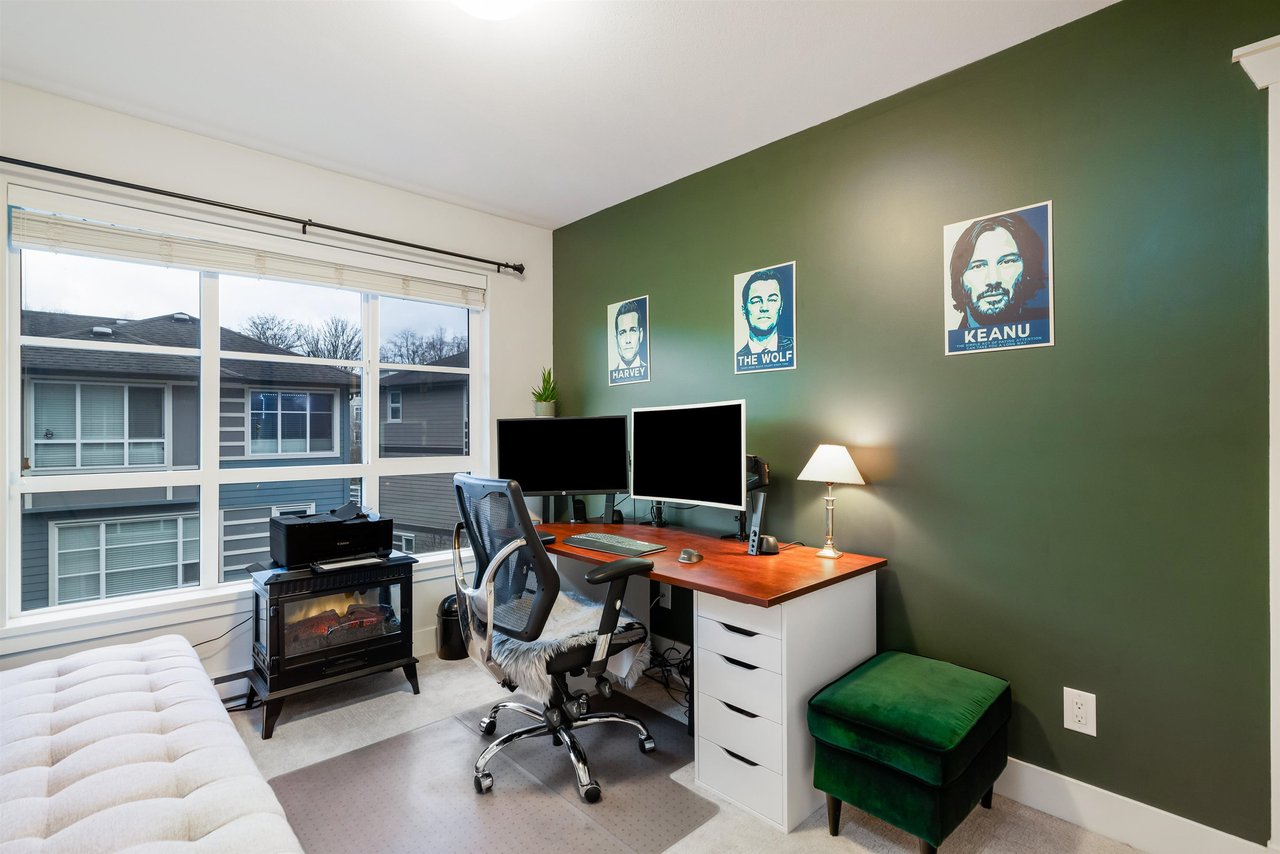 46-15405 31 Ave