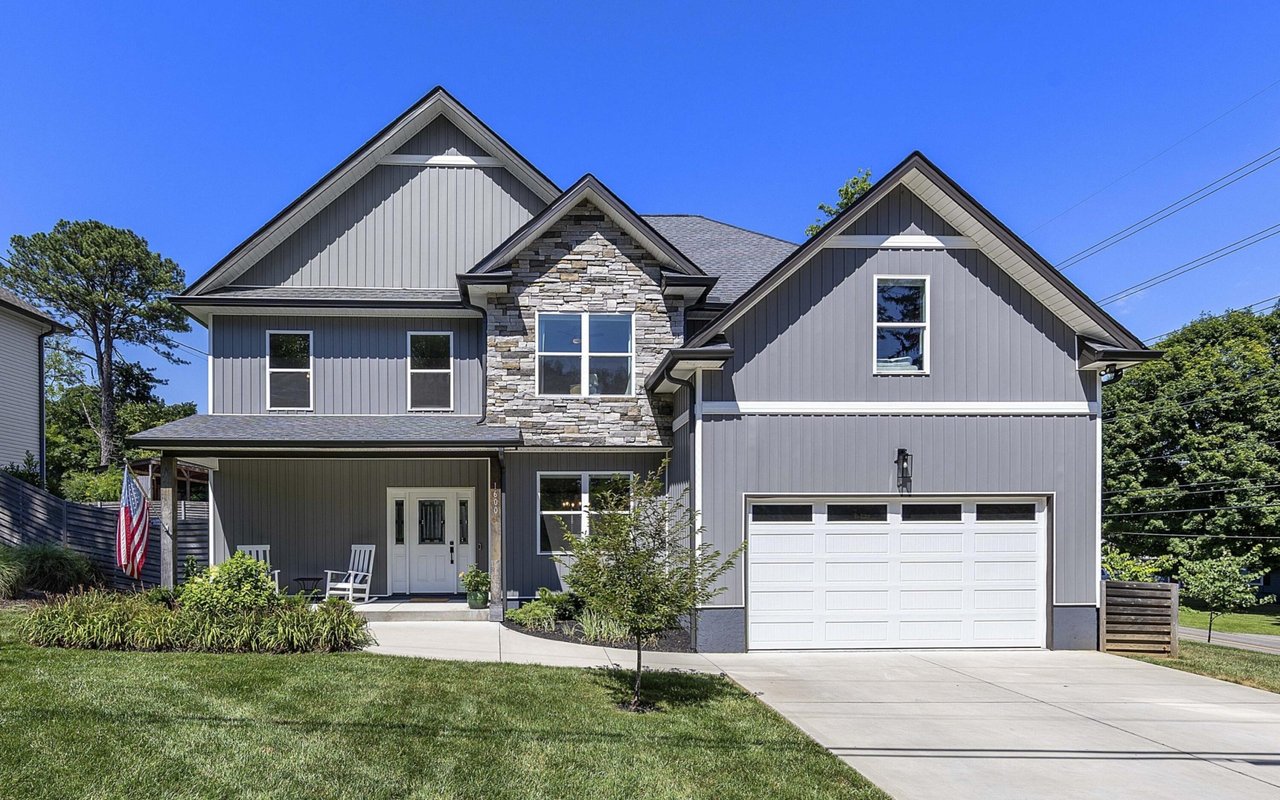 Wallace Luxury Spotlight | 1600 Starmont Trail Knoxville, TN 37909