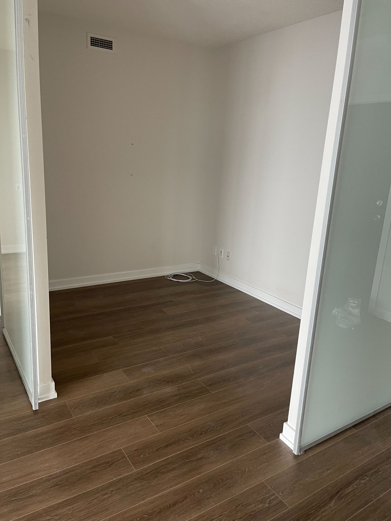 33 Charles St E Unit: 3805