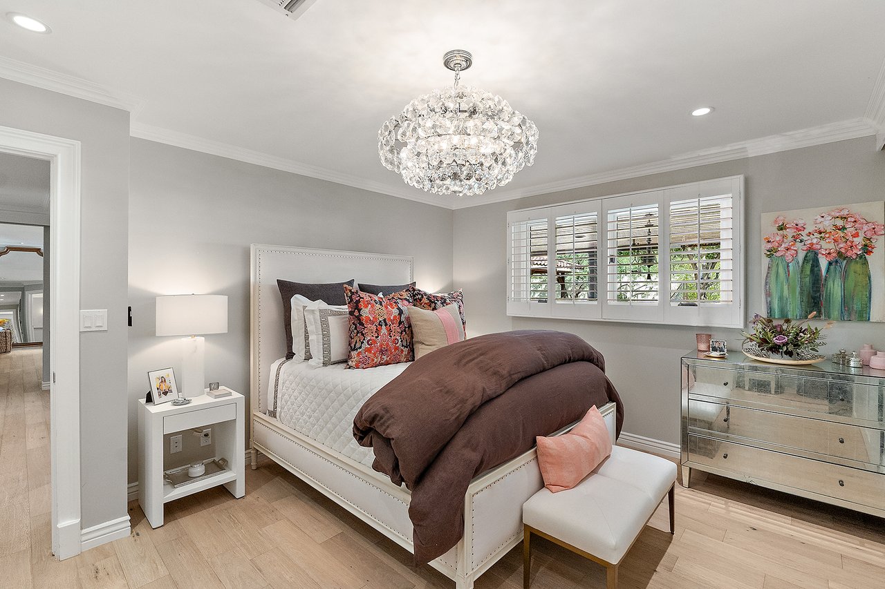 3508 E MARLETTE Avenue