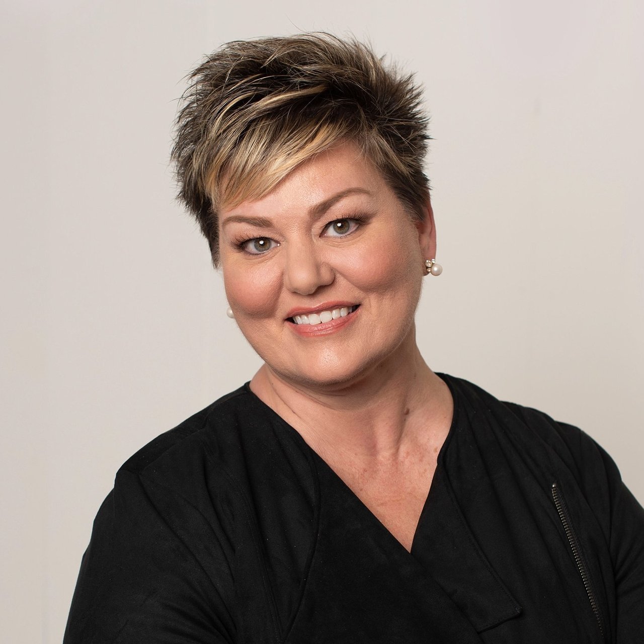 Ellen Stover Hummelstown, PA Real Estate Agent Headshot