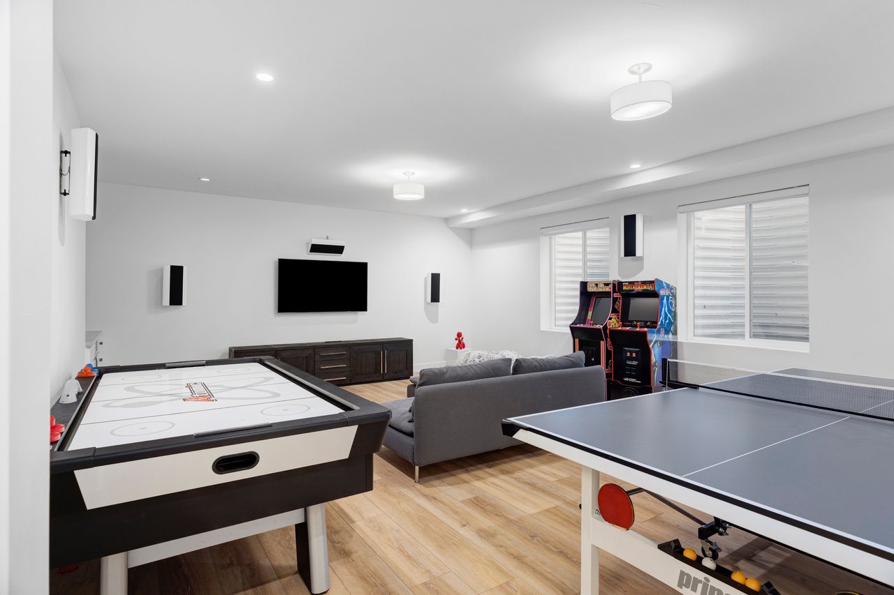 4845 6th Street
