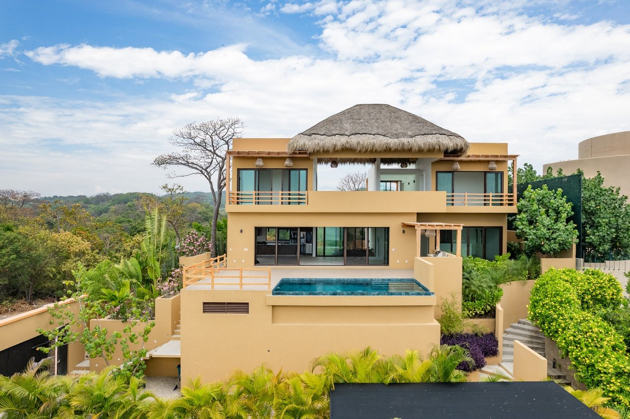 5 Bedroom, Single Family Home, La Cañada Casa A 