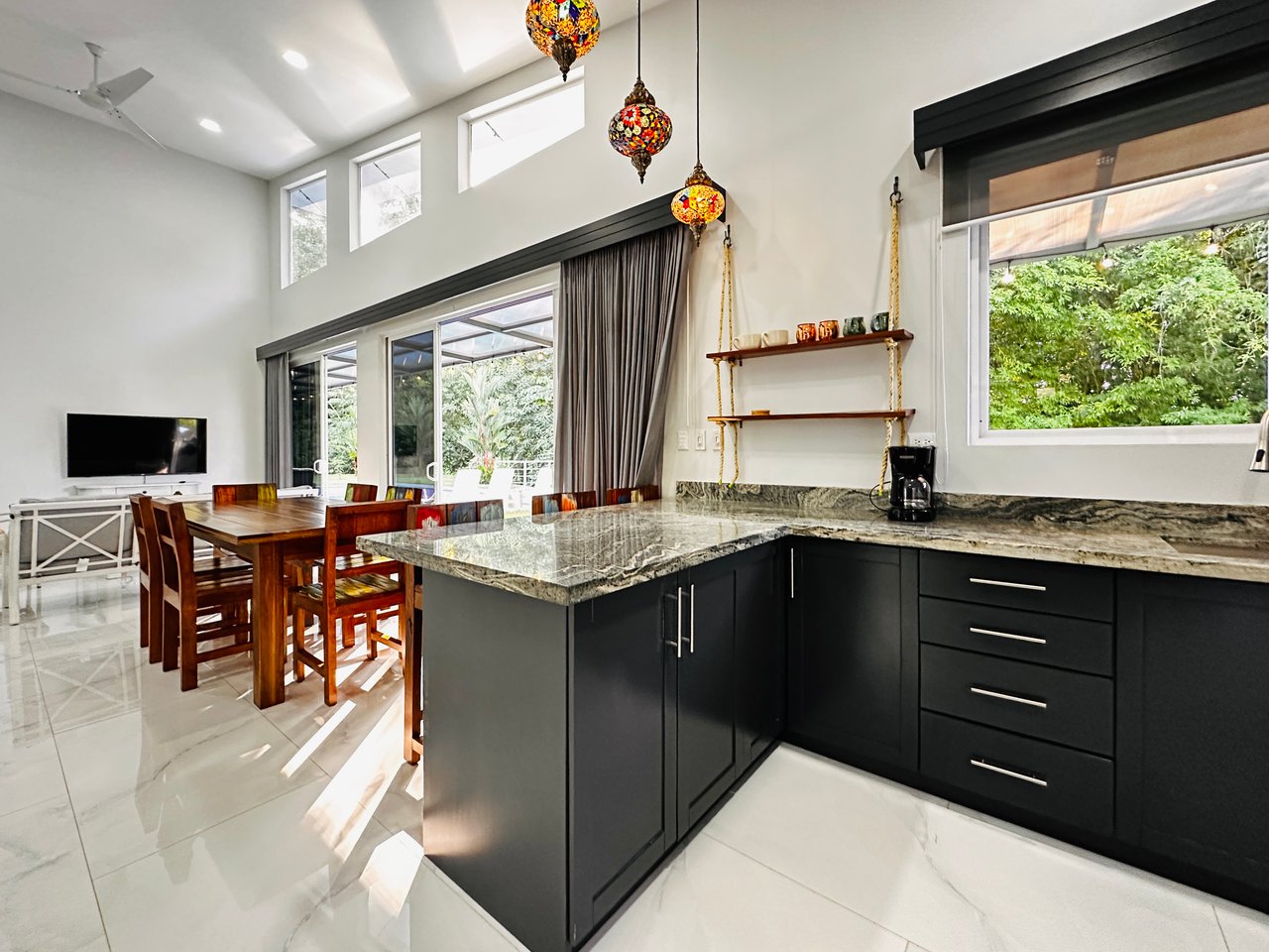 Perfect for Families or a Peaceful Retirement, Uvita Pacific Ocean Town