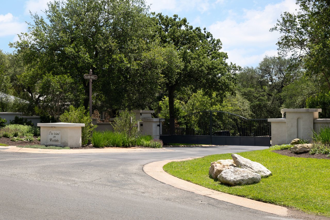 La Vita of Lake Austin in Westlake Hills